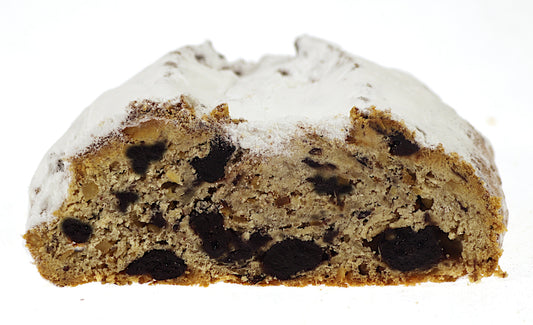 Heidelbeer Nuss Stollen Anschnitt